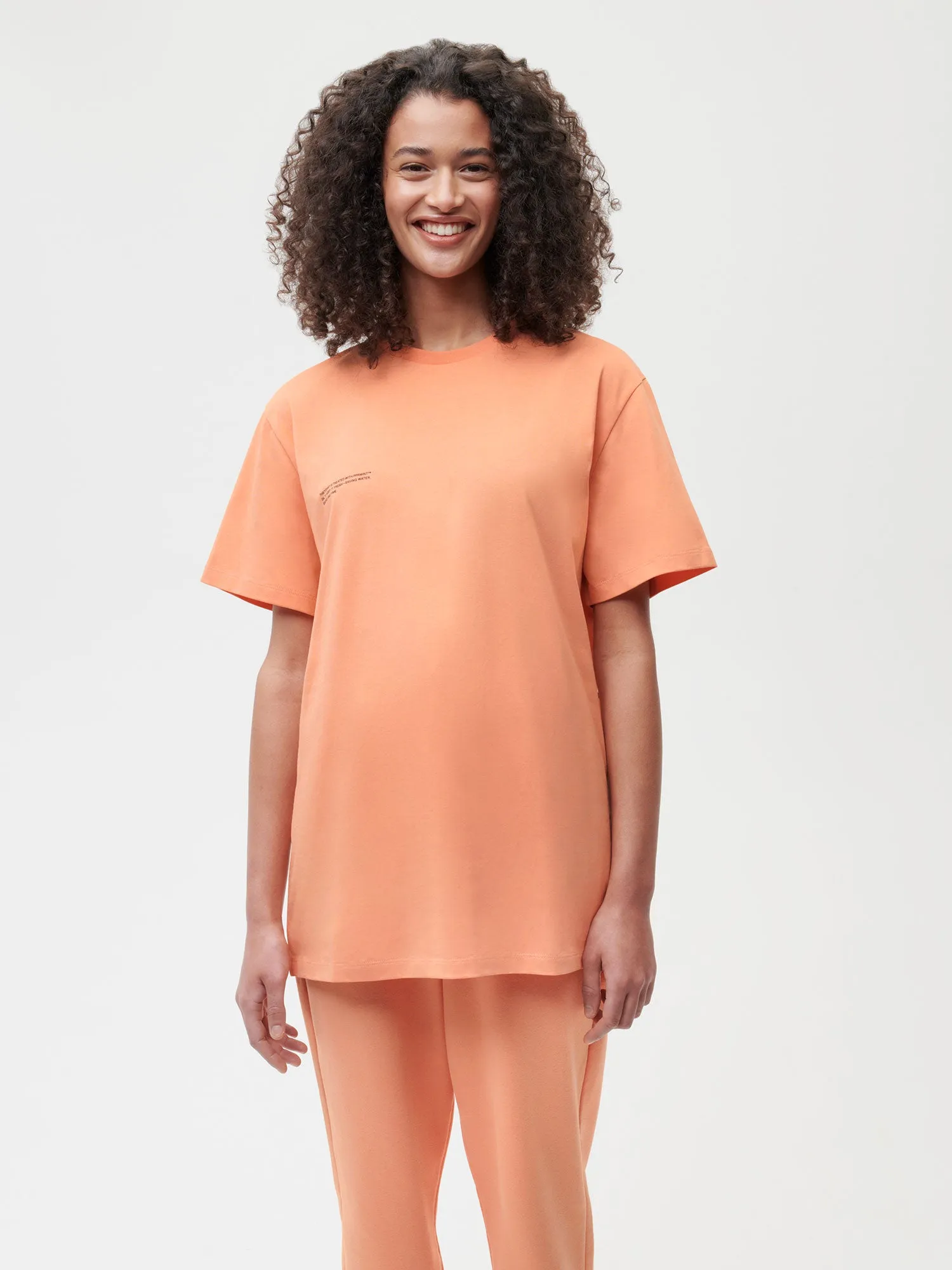 365 Midweight T-shirt—peach perfect