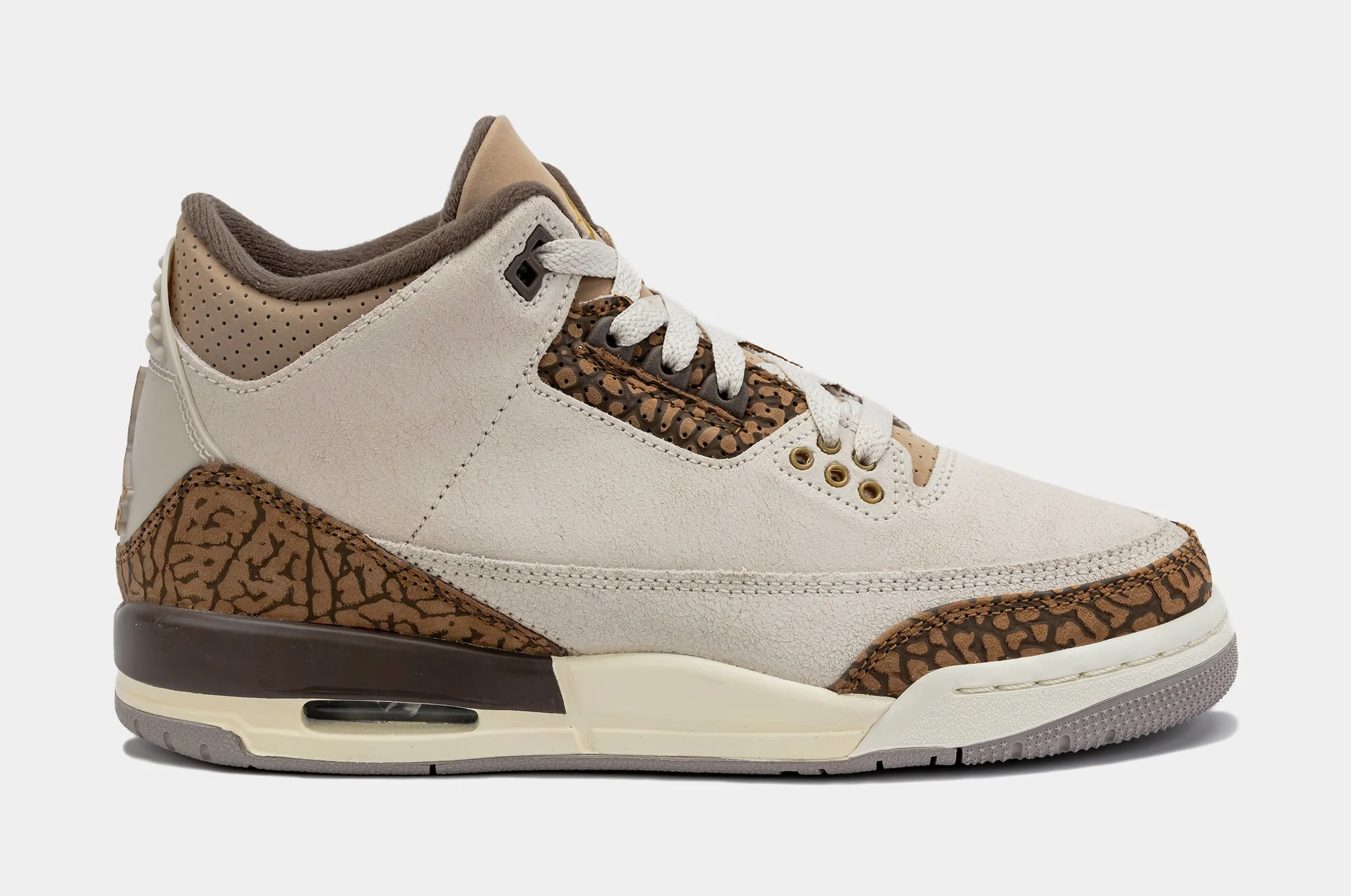 Air Jordan 3 Retro Palomino Grade School Lifestyle Shoes (Light Orewood Brown/Palomino)