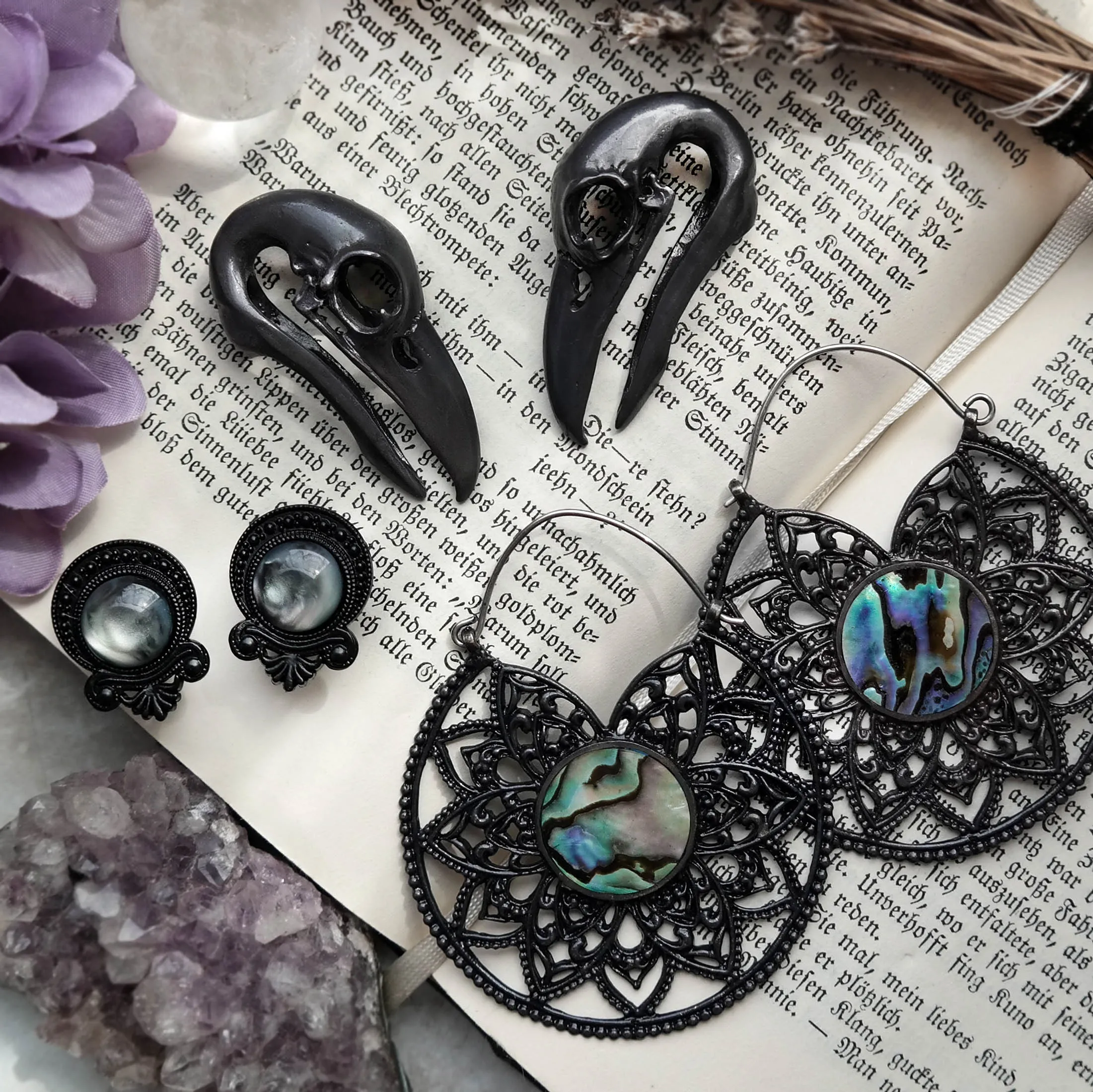 Black Raven Skull Ear Weights