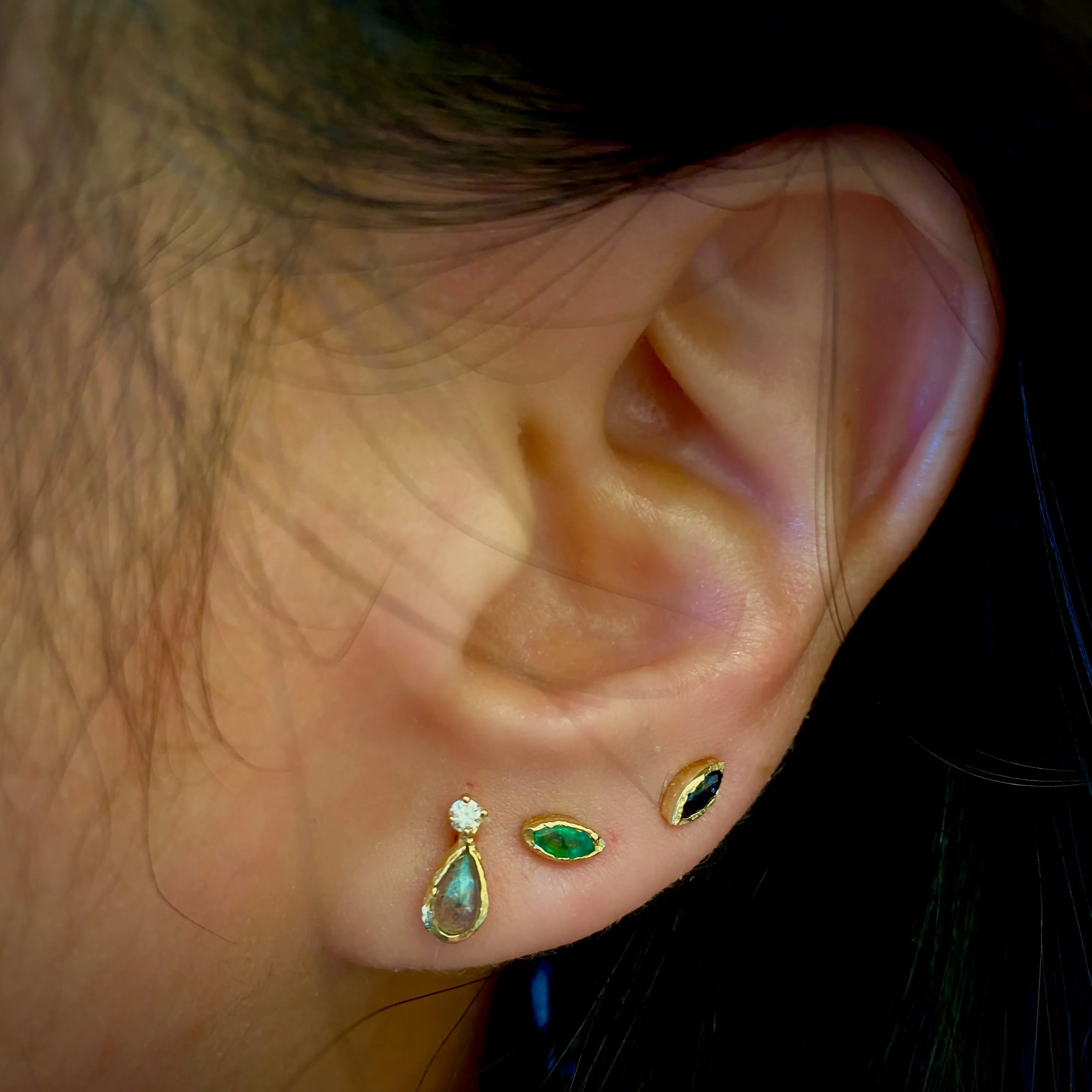 Bud Emerald Earrings