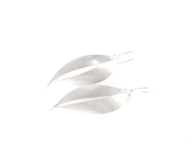 Flow earrings-  contemporary jewellery design