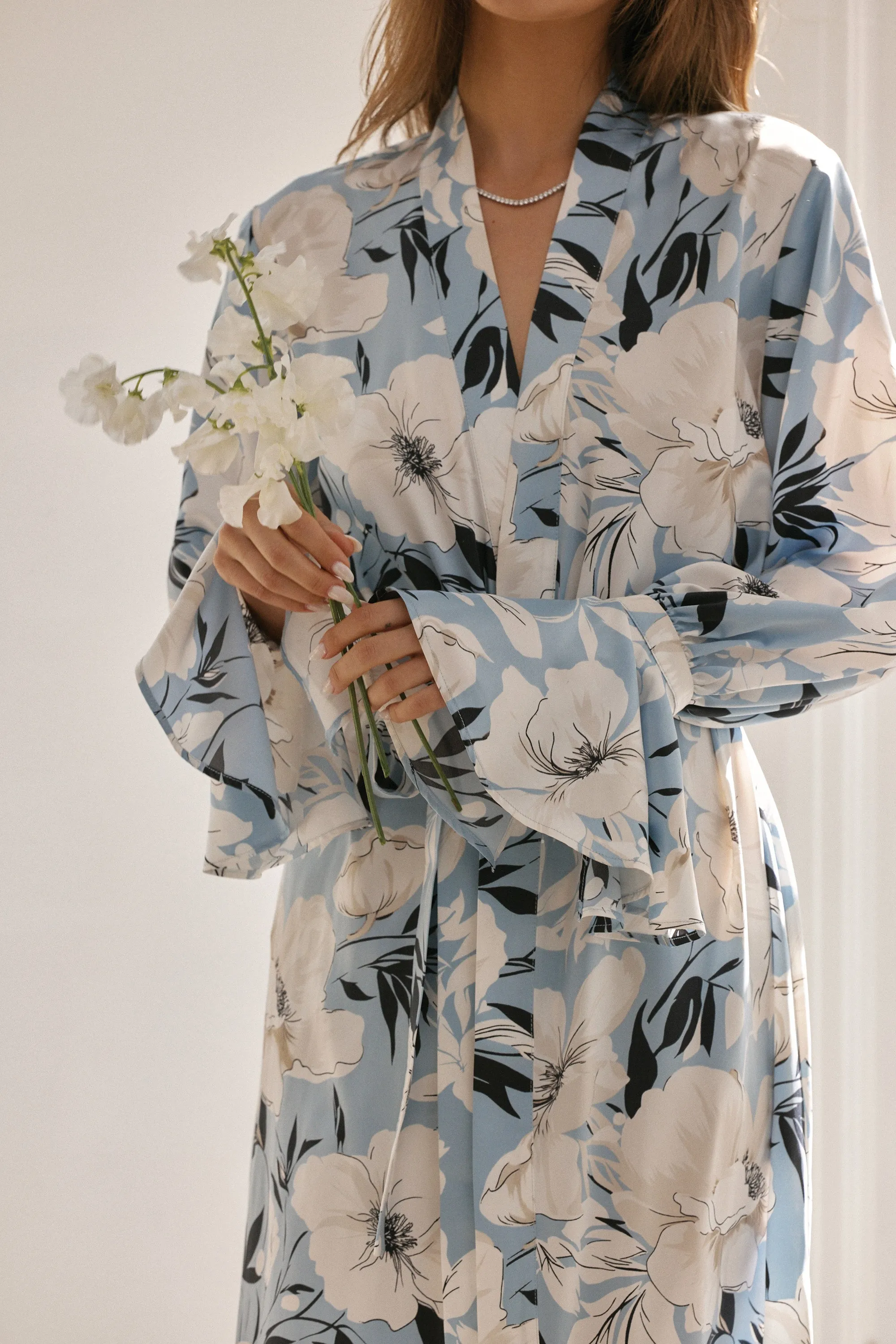 Juliette Cuff Robe | Gardenia