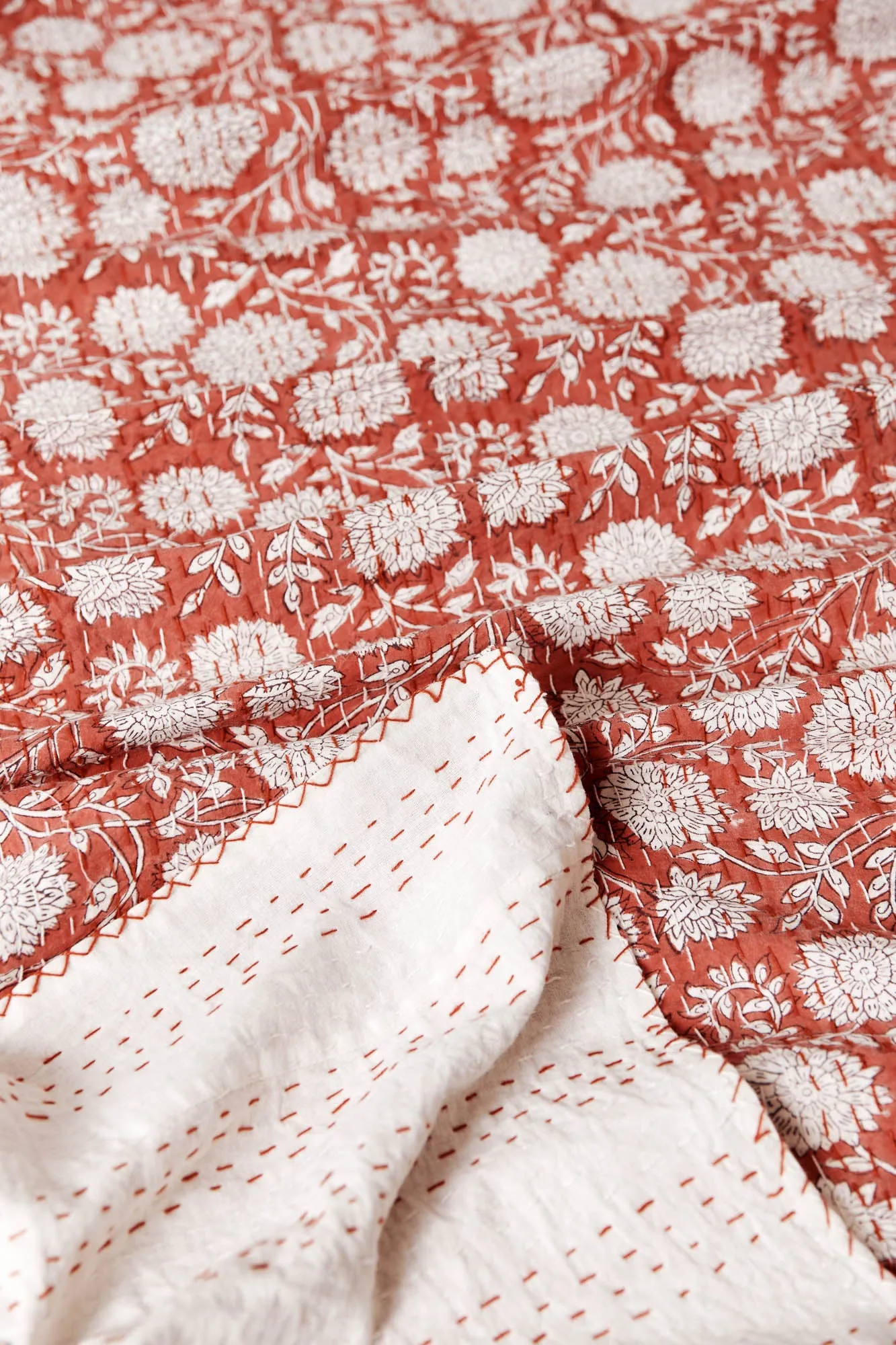 Kantha Quilt Scarlett Dahlia