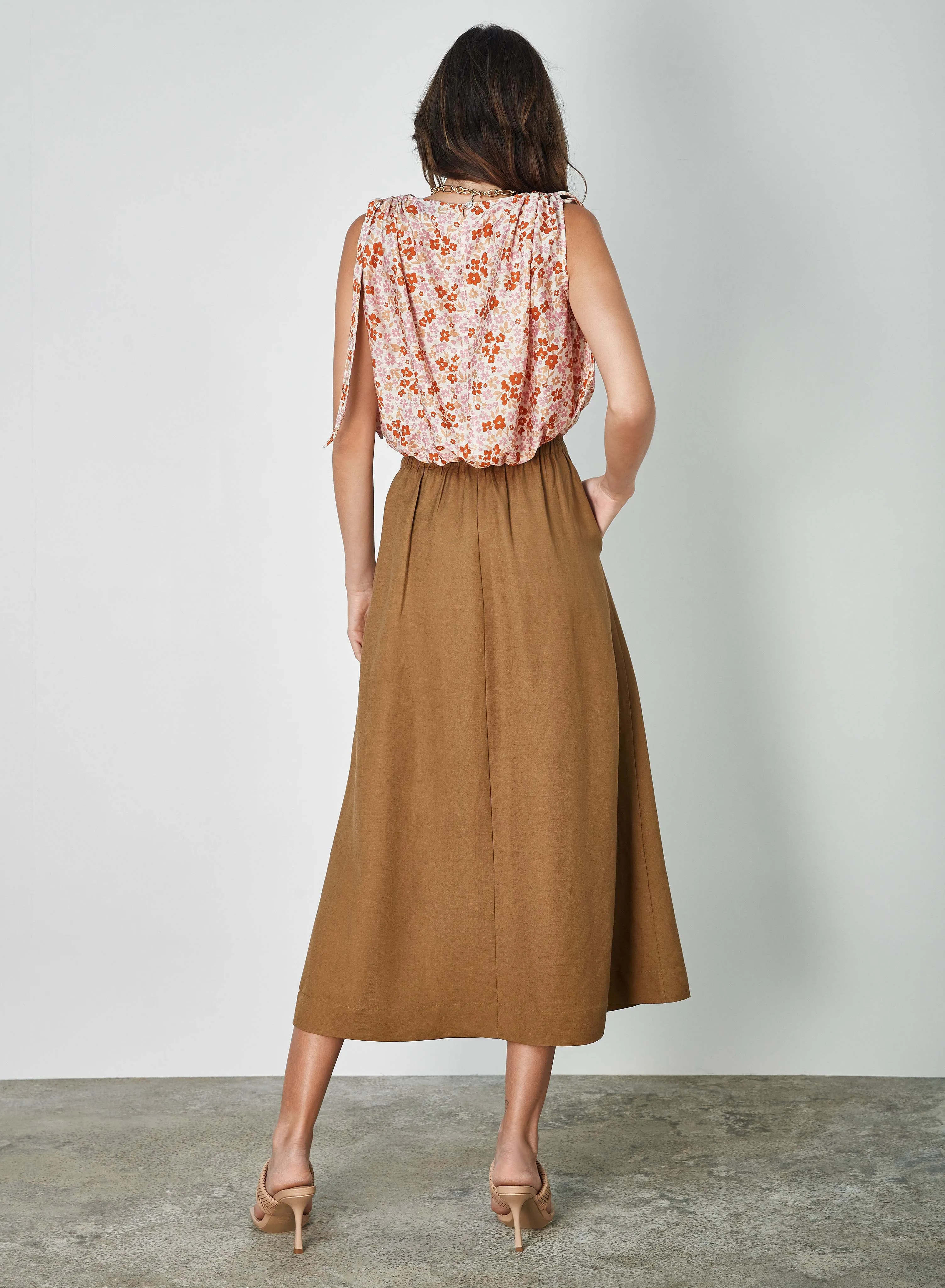 Retro Escape Skirt (Bronze)