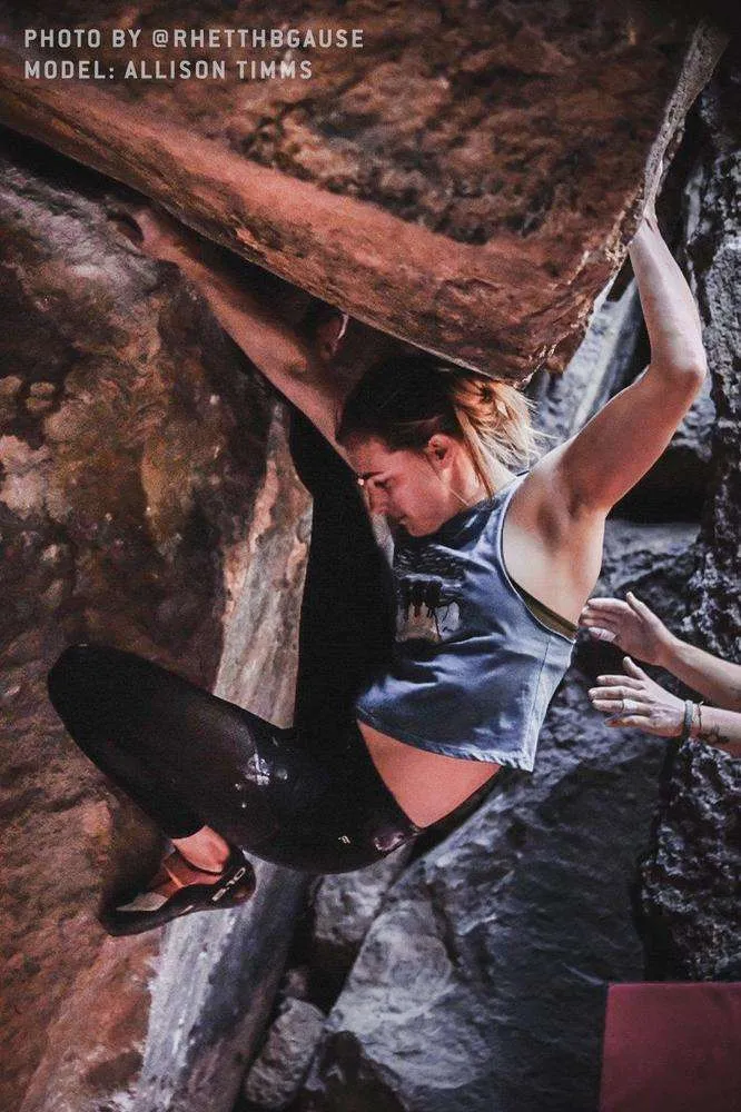 Sunset Boulderers Women’s Crop Tank