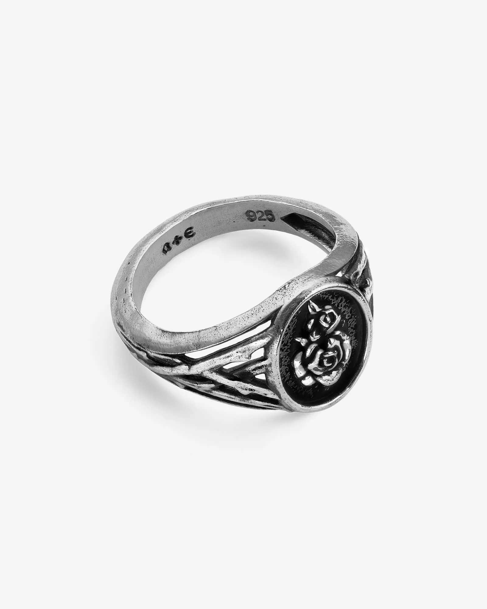 The Saint Ring