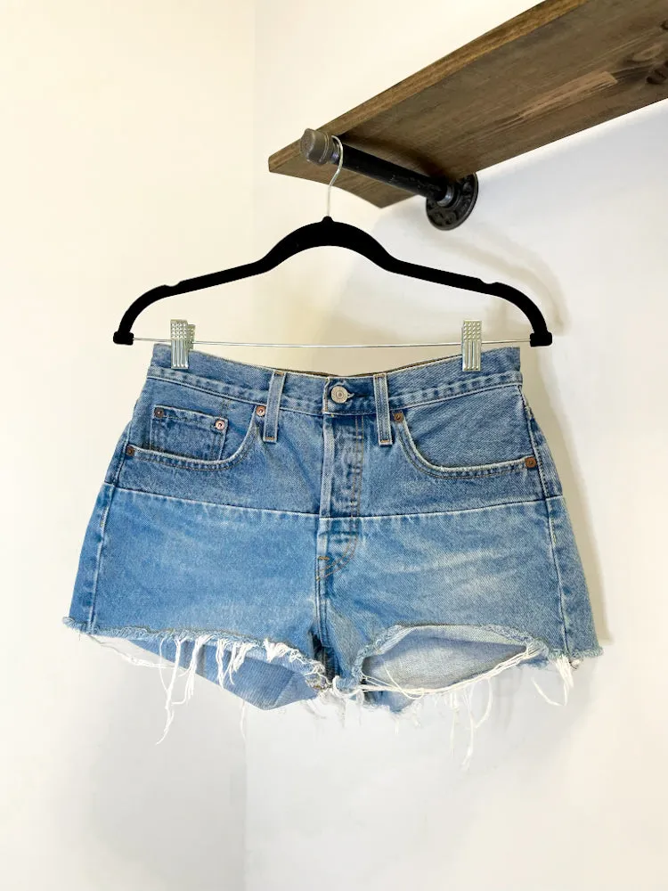 Vintage Levi Cutoff Shorts 27